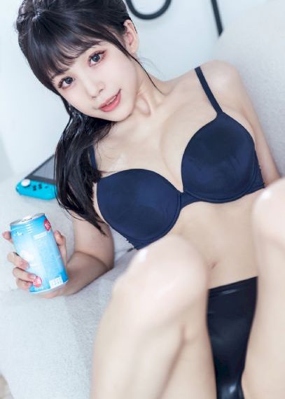 亲嘴扒胸摸屁股激烈网站免费下载_BD韩语高清完整版